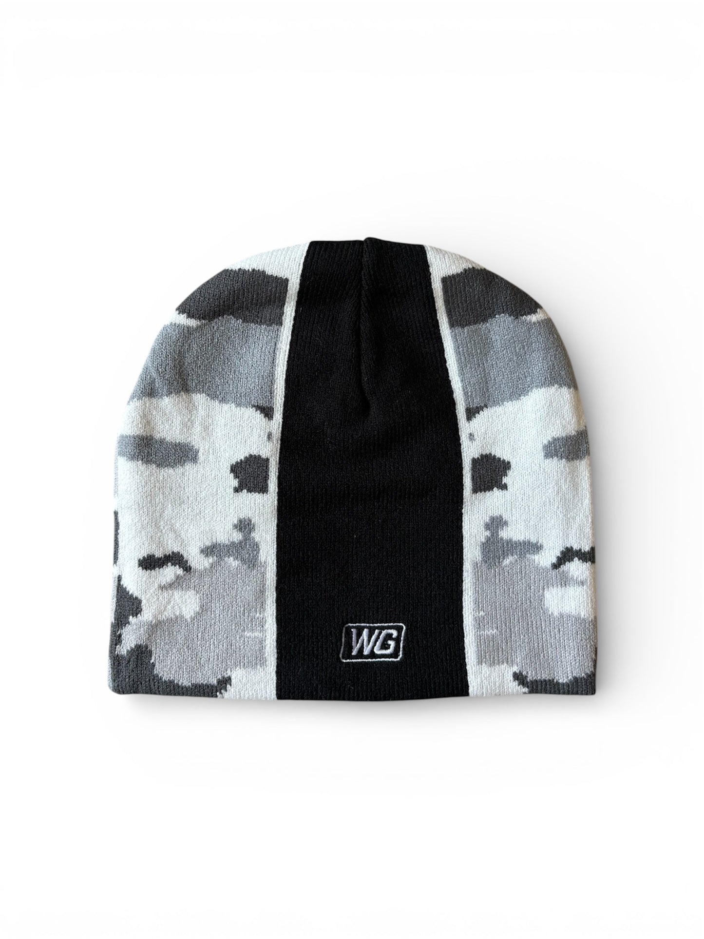 CAMO BLACK BEANIE